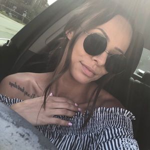 Meet your Posher, Michaela